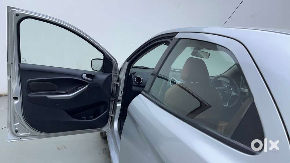 Ford Figo 1.2p Trend Mt, 2016, Petrol