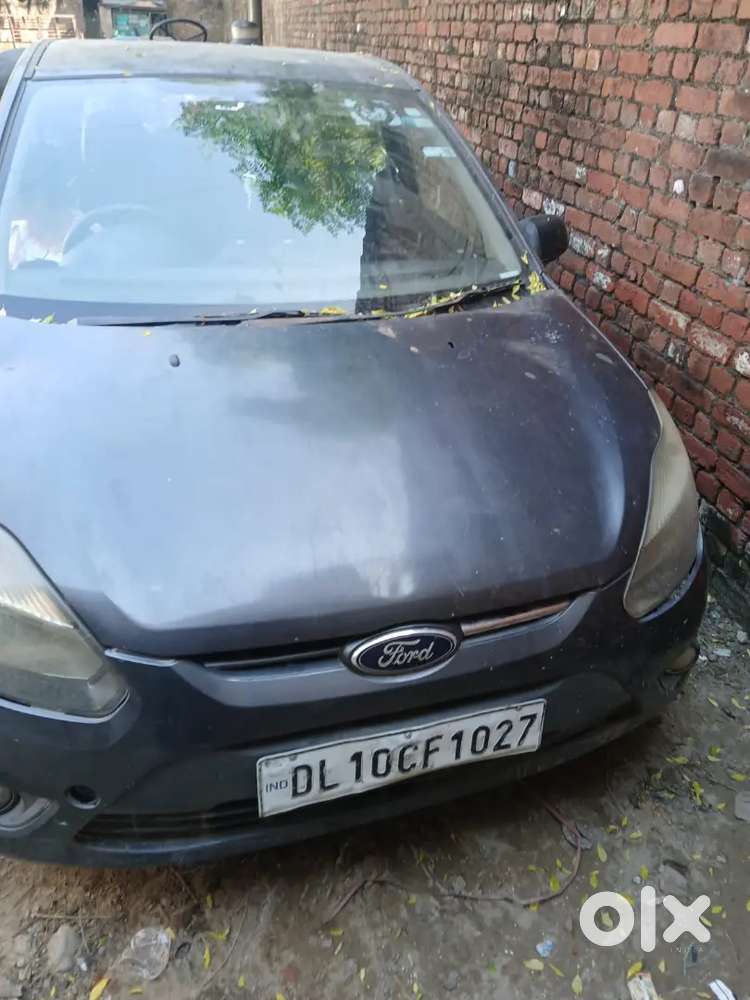Ford Aspire Titanium 2012