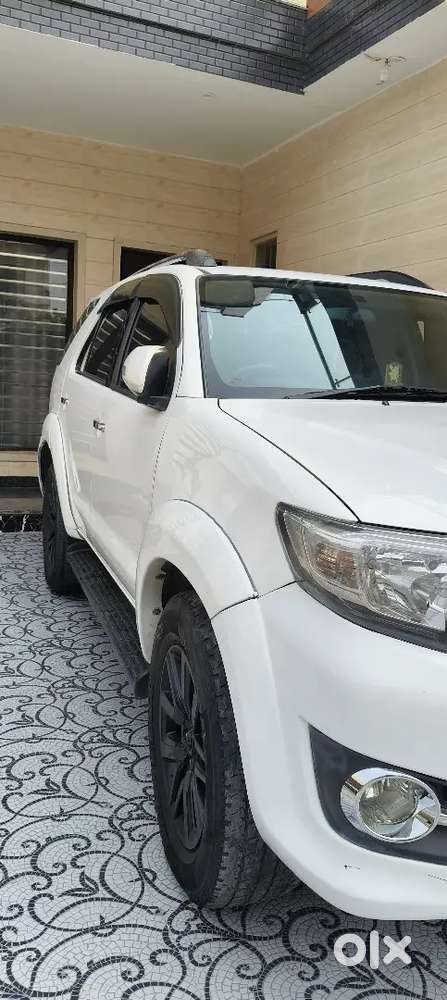 Toyota Fortuner 2014