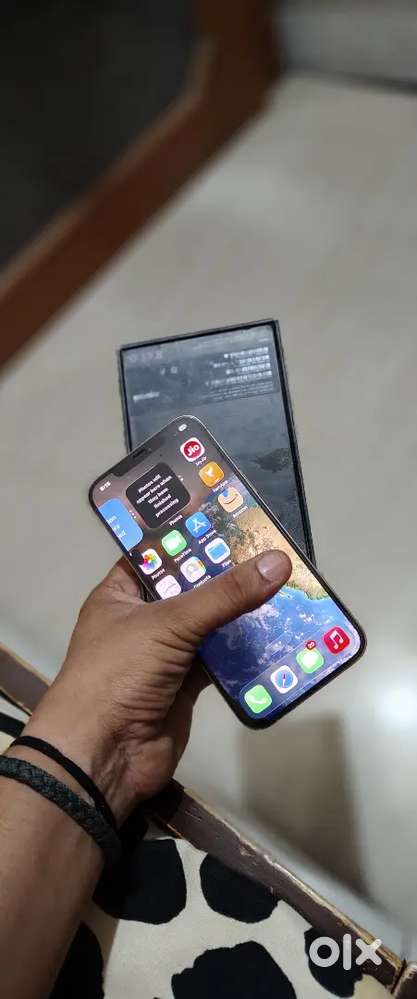 Iphone 12 pro max 256 storage original condition