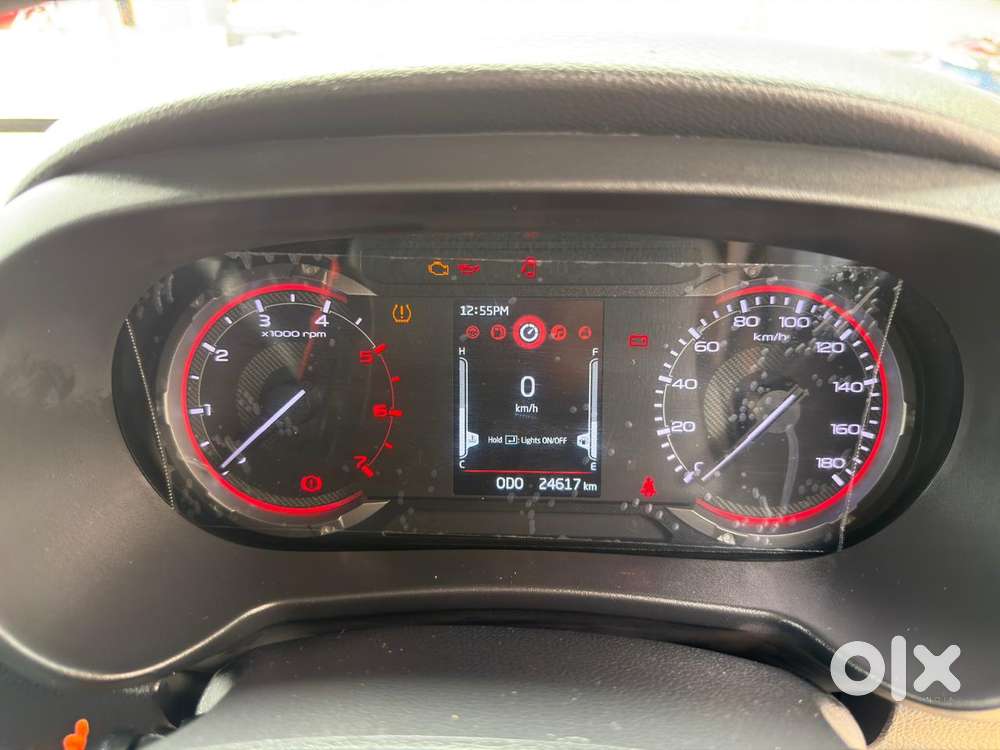 Mahindra Thar Lx 4-str Convertible Mt, 2023, Diesel
