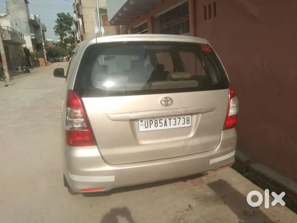 Toyota Innova 2015 Diesel 165000 Km Driven