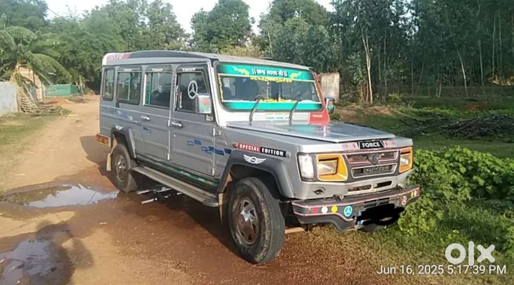 Force Motors Trax Cruiser 2017