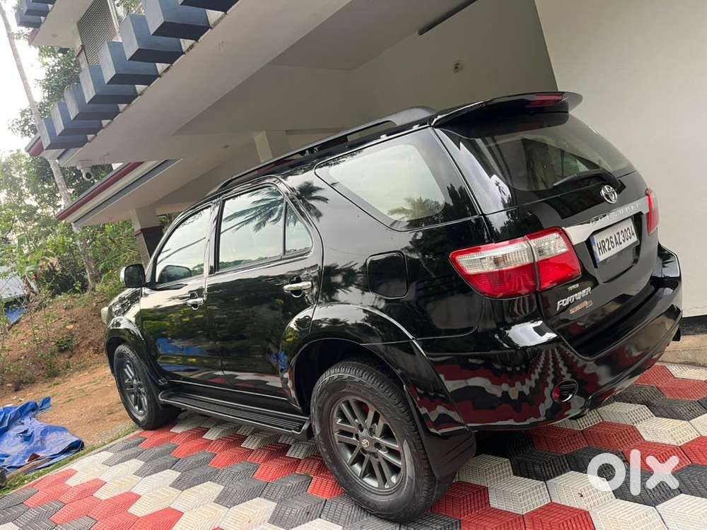 Toyota Fortuner 2010 Diesel Well Maintained