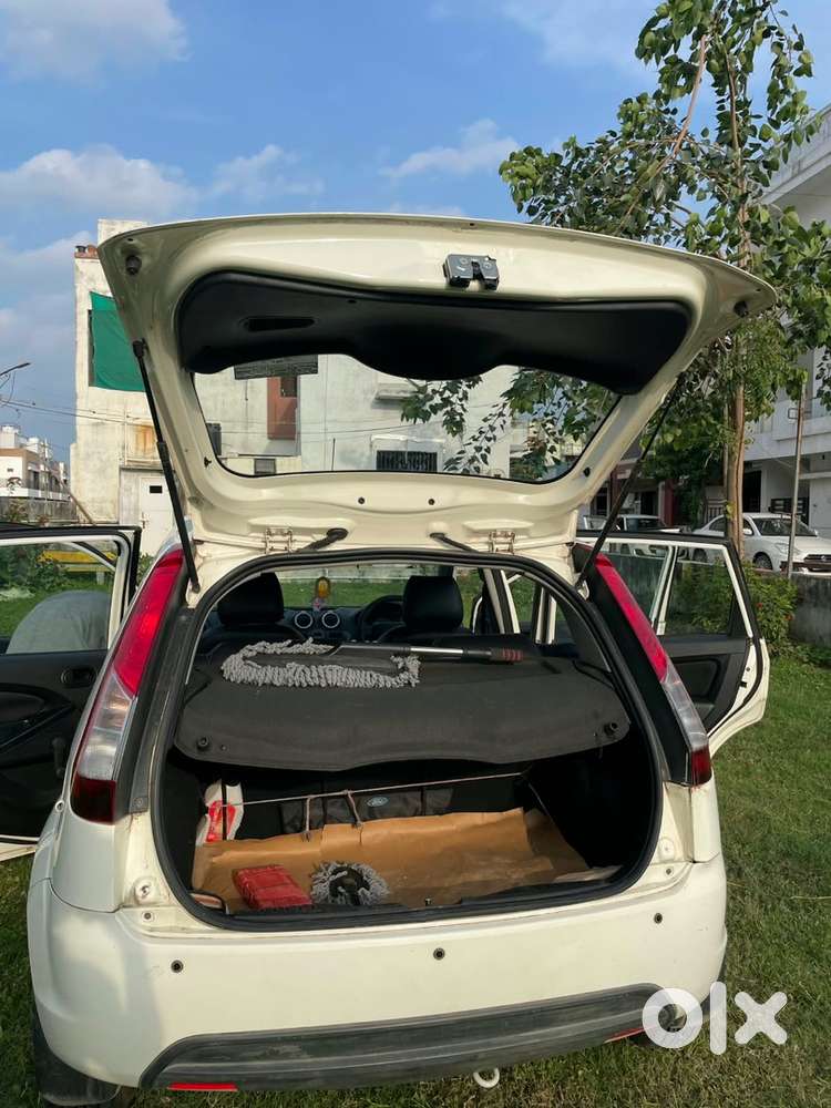 Ford Figo Petrol 2014