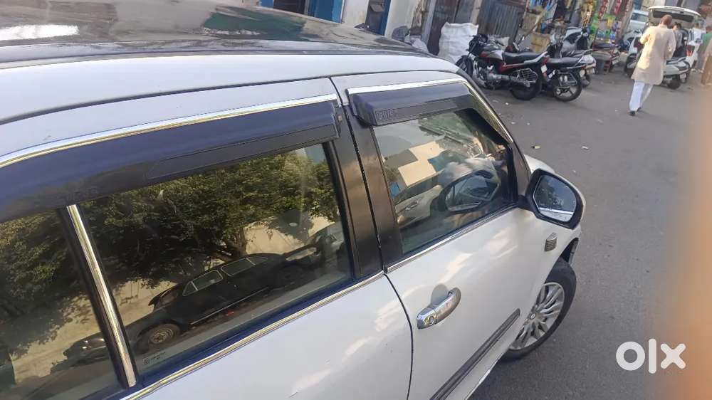Maruti Suzuki Dzire 2016 Cng & Hybrids 65000 Km Driven