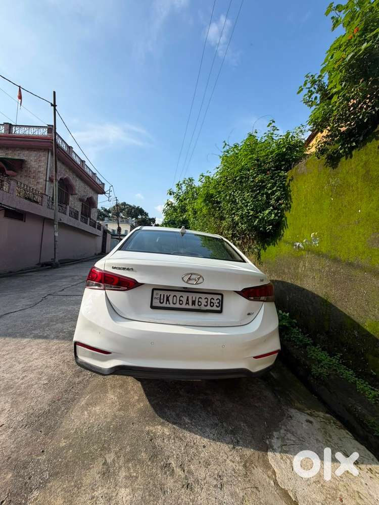 Automatic Hyundai Verna  2019