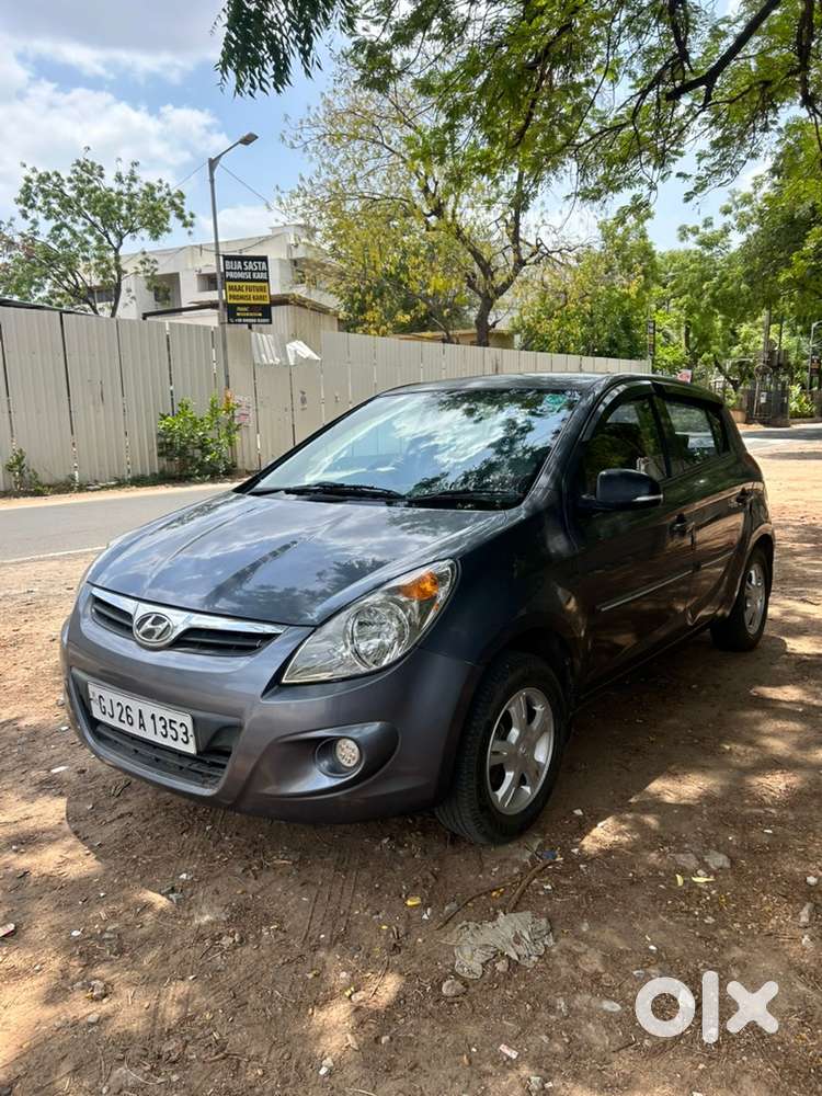 Hyundai I20 Sportz Petrol 2012