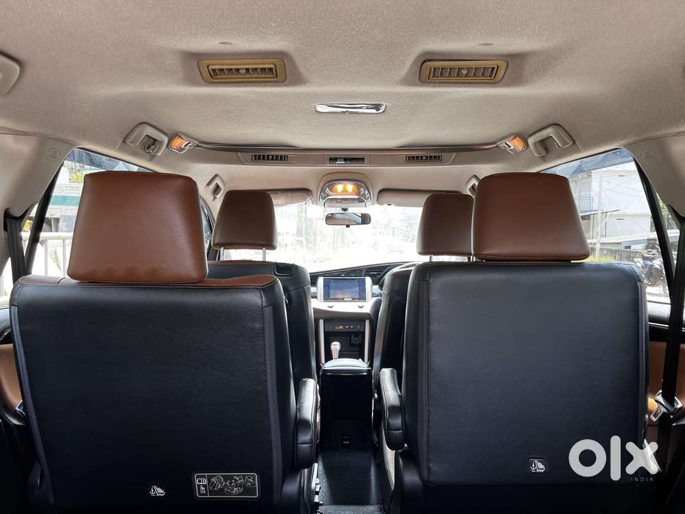 Toyota Innova Crysta 2.8z Automatic, 2017, Diesel