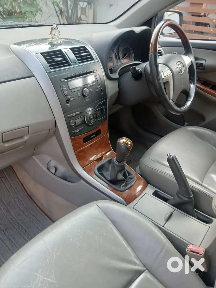 Toyota Corolla Altis 2010