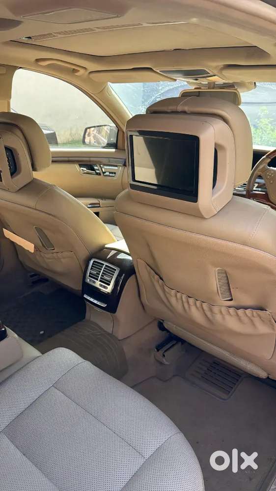 Mercedes-benz S-class Model 2011 Vip Number  Diesel 80000 Km Driven