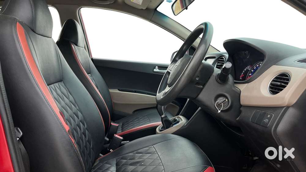 Hyundai Grand I10 At Sportz, 2017, Petrol
