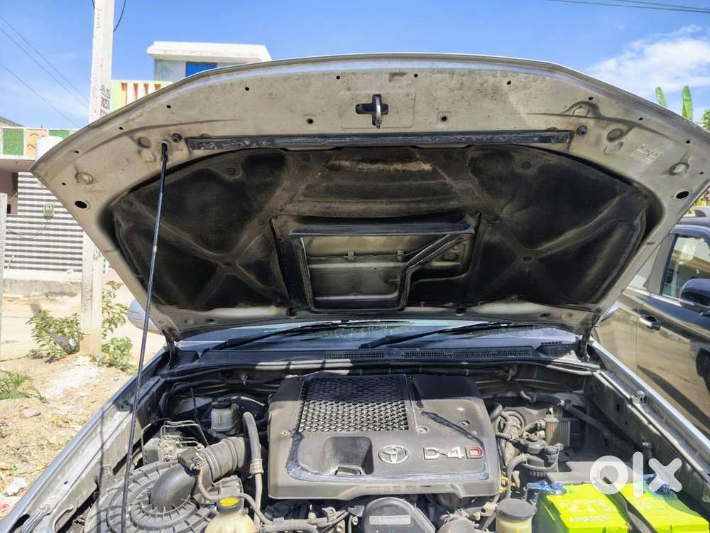 Toyota Fortuner 2013 Diesel Well Maintained