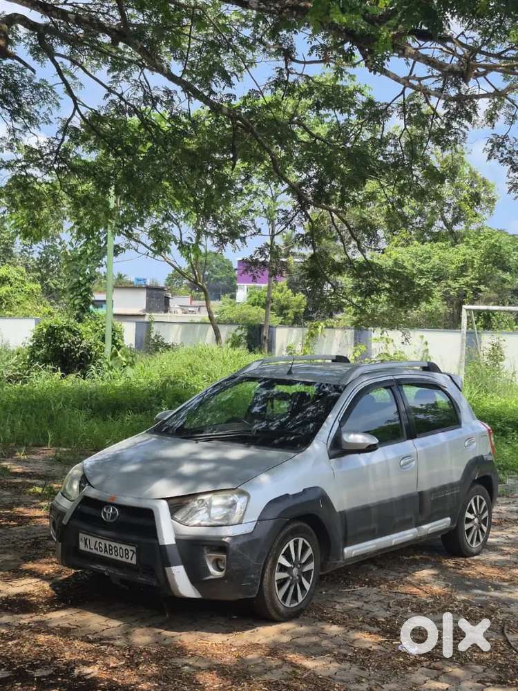 Toyota Etios Cross 2017