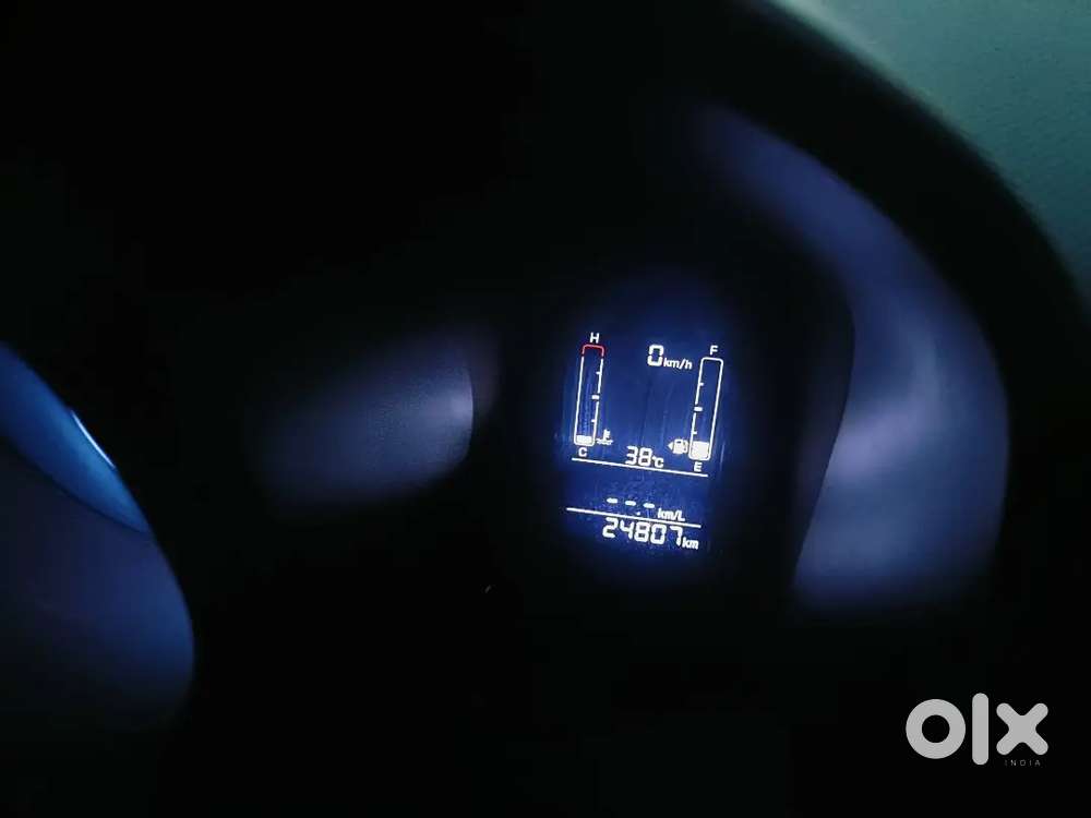 Hyundai Venue 2021 Petrol Well Maintained