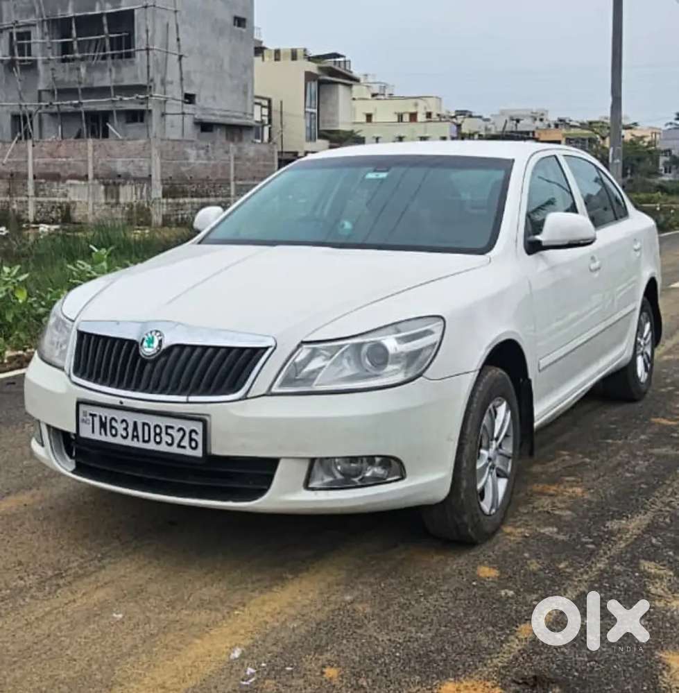 Skoda Laura 2013 Diesel 93000 Km Driven