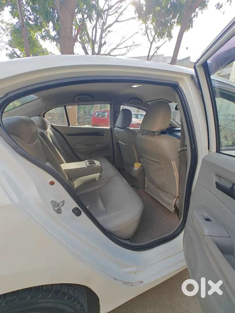 Honda City 1.5 I-vtec Smt  Non-accidental  Well Maintained
