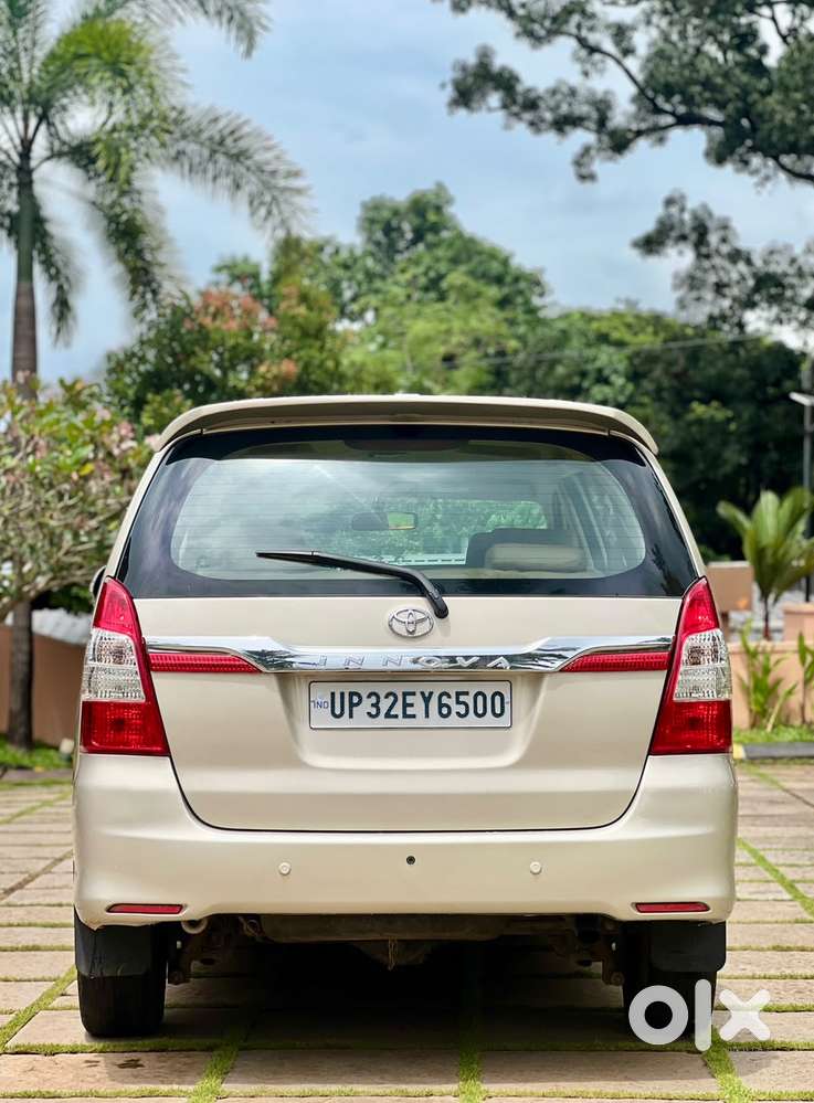 Toyota Innova 2.5 G (diesel) 8 Seater, 2013, Diesel