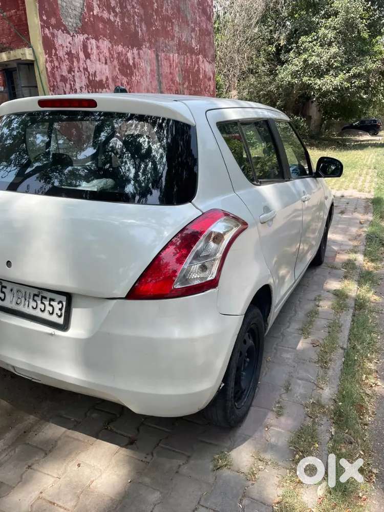 Maruti Suzuki Swift 2016 Diesel 95500 Km Driven