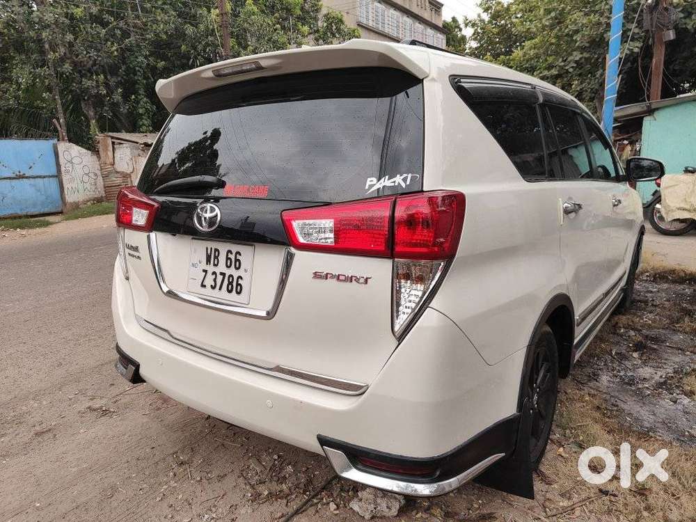 Toyota Innova Crysta Touring Sport 2.4 Mt, 2017, Diesel