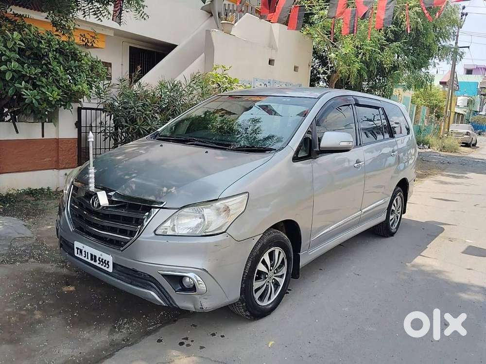 *toyota Innova 2015 – Well Maintained  Vip Registration Number