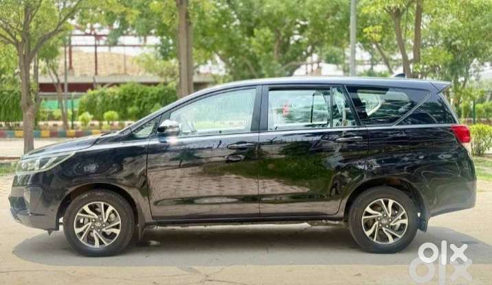 Toyota Innova Crysta 2.4 G Mt 7 Str, 2021, Diesel