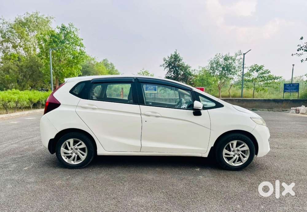 Honda Jazz 2015 (petrol)  Excellent Condition  Well Maintained