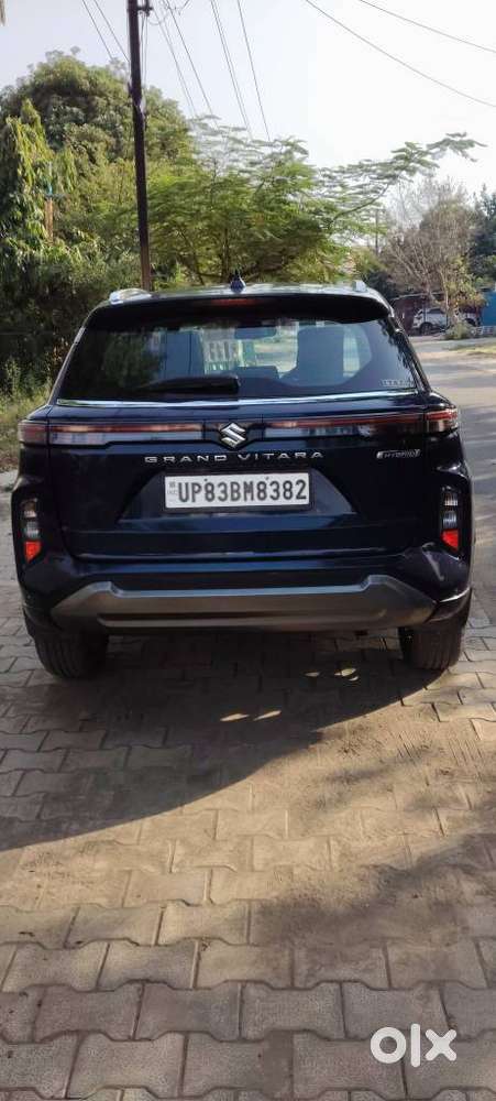 Maruti Suzuki Grand Vitara 1.5 Zeta Smart Hybrid At, 2023, Petrol