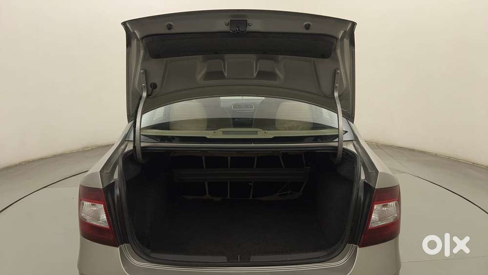 Skoda Rapid 1.6 Mpi At Ambition, 2017, Petrol