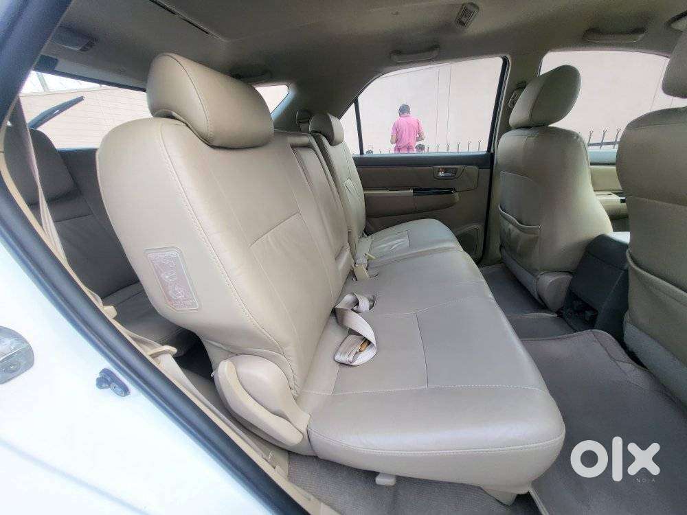 Toyota Fortuner 3.0 4x2 Mt, 2012