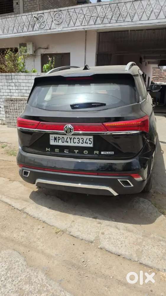 Mg Hector Plus 2024 Petrol 9800 Km Driven