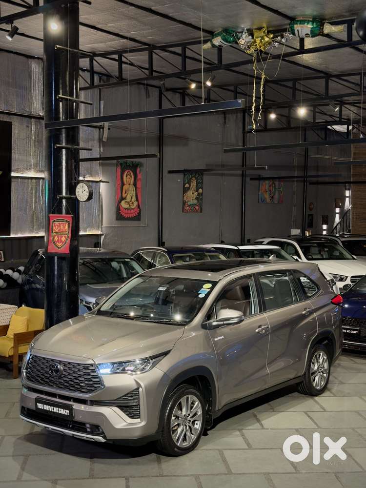 Toyota Innova Hycross 2.0 Zx (o) Hybrid 7 Str, 2024, Petrol