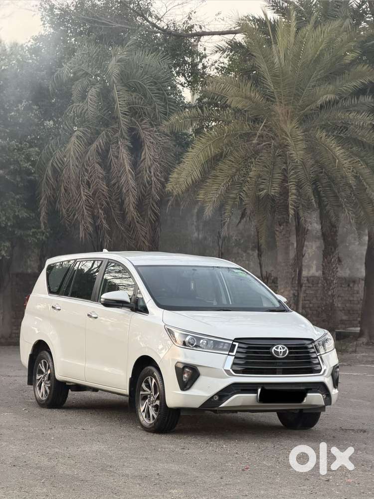 Toyota Innova Crysta 2.4 V, 2022, Diesel