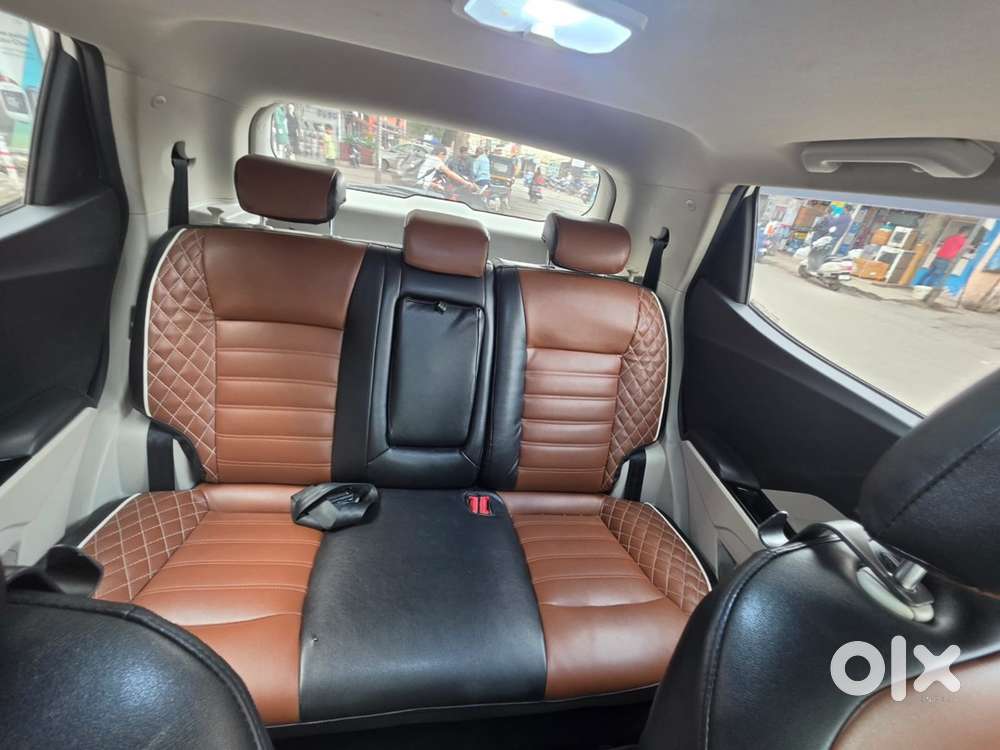 Mahindra Xuv300 Petrol 2023