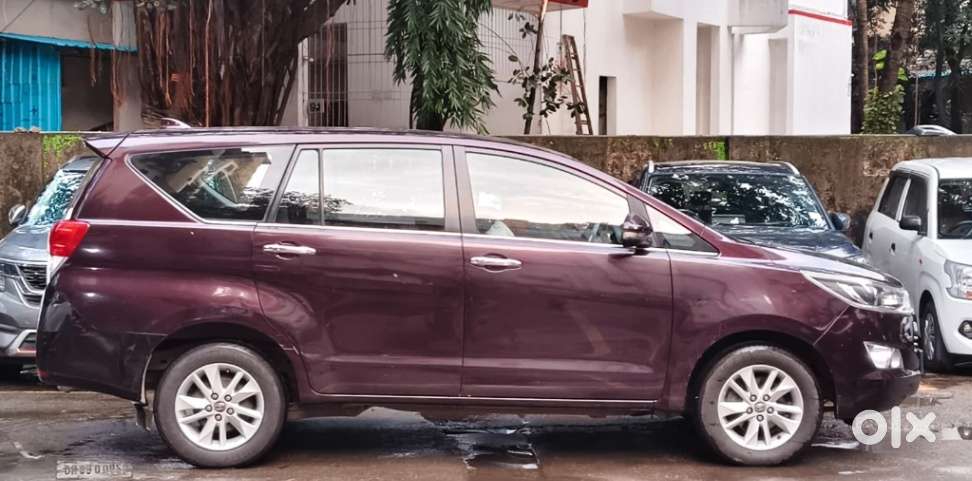 Toyota Innova Crysta 2.4 V, 2016, Diesel