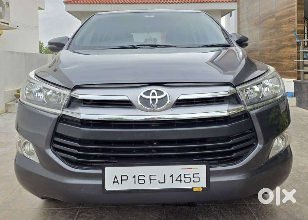 Toyota Innova Crysta 2.4 G Mt 8s, 2018, Diesel