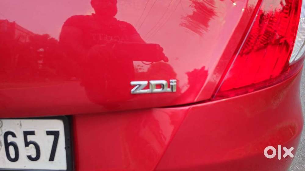 Maruti Suzuki Swift Ddis Zdi, 2013, Diesel