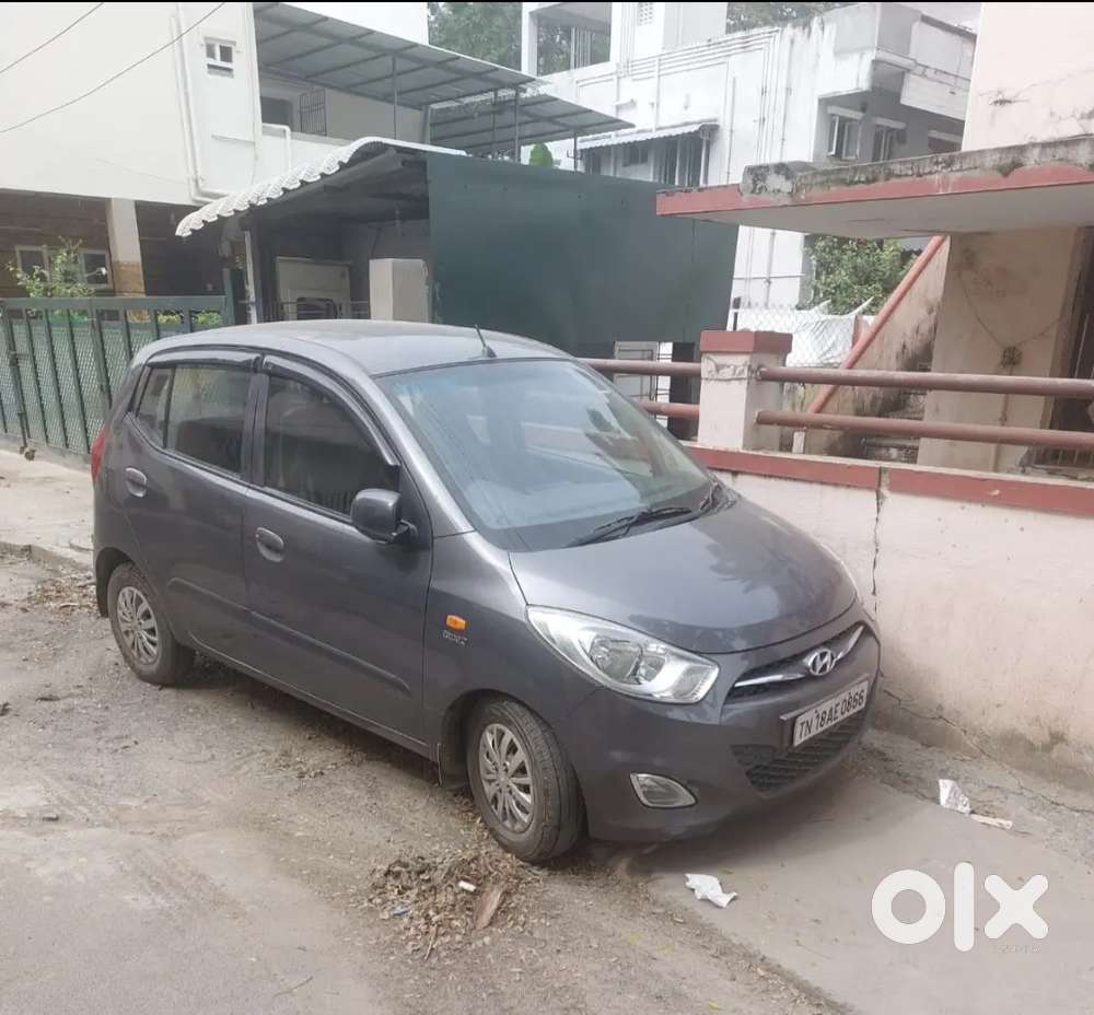 Hyundai I10 2015 Petrol 70000 Km Driven Well Maintained