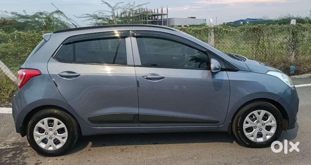 Hyundai Grand I10 Sportz, 2017, Petrol
