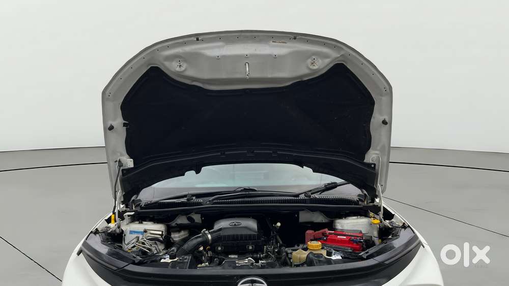 Tata Nexon Creative Plus 1.2 Revotron Petrol 6 Mt, 2023, Petrol