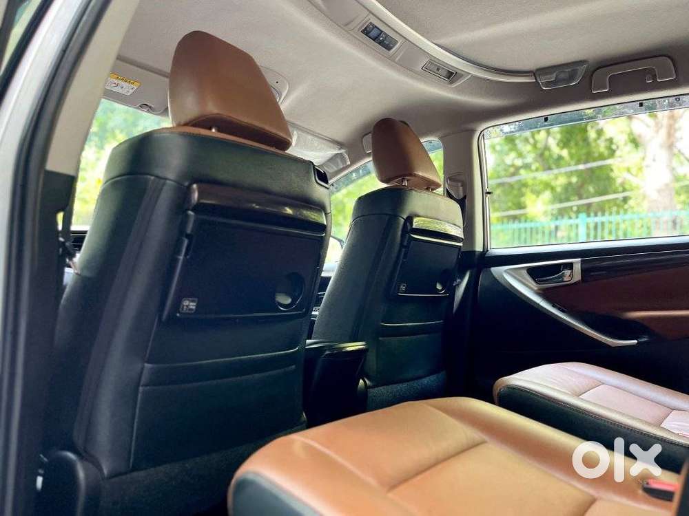 Toyota Innova Crysta Zx 2.4 Diesel 7 Seater, 2022, Diesel