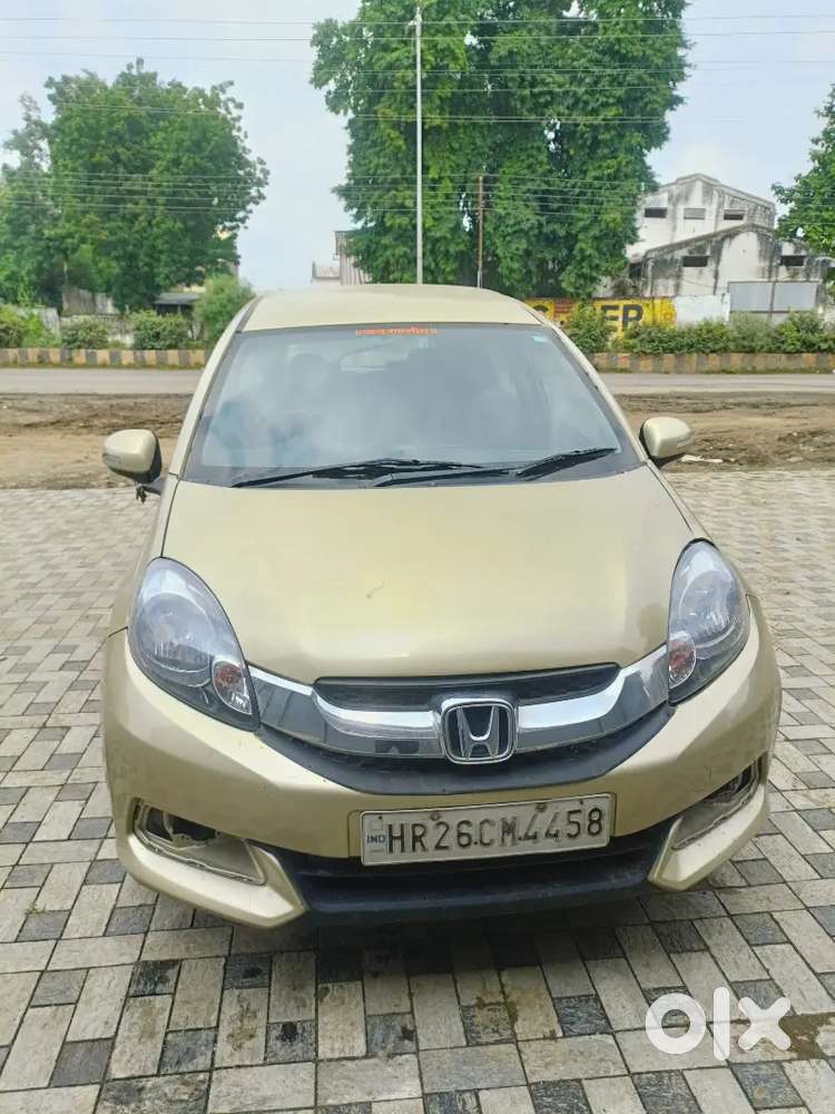 Honda Mobilio 2015 Model