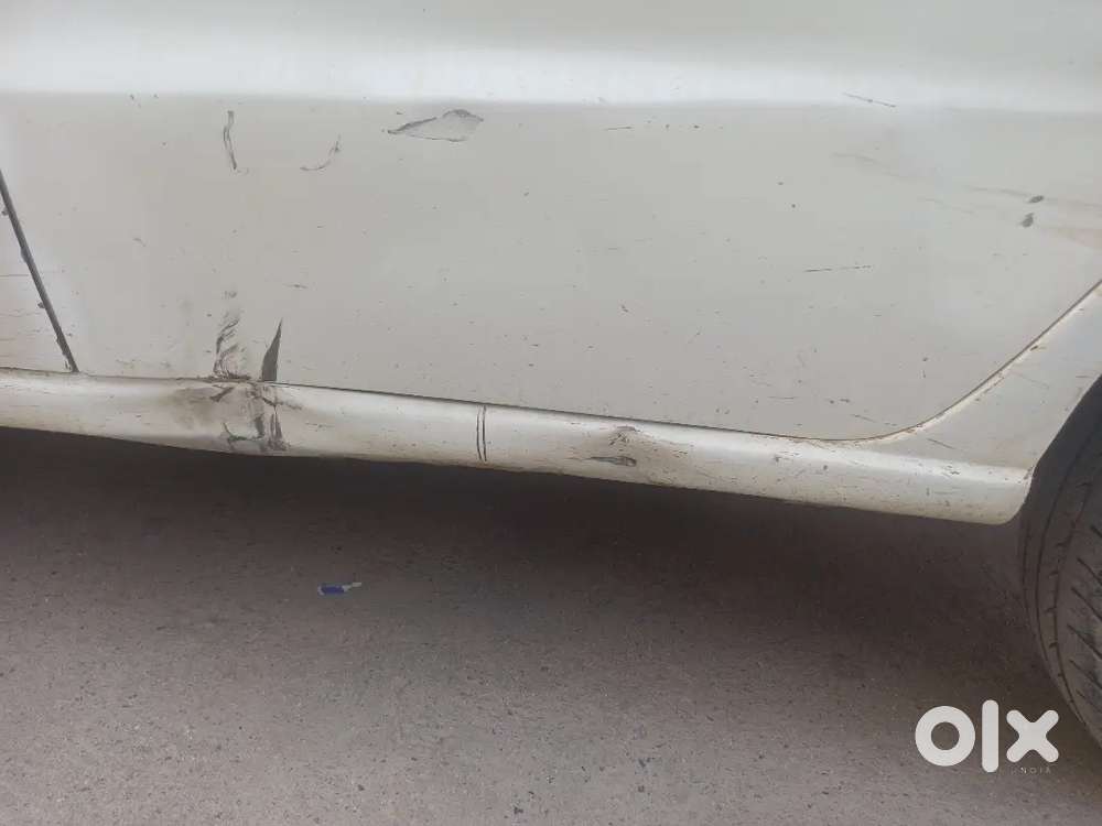 Petrol Plus Cng First Owner Brand New Car Delhi No. Dl 8cna 7801
