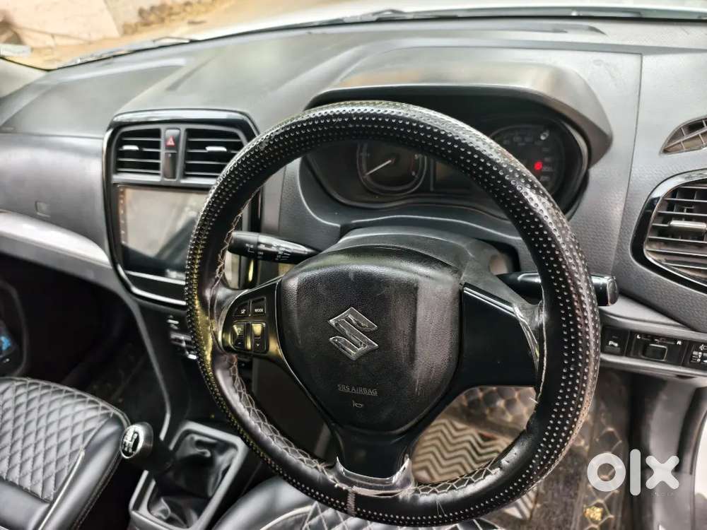 Maruti Suzuki Brezza 2017 Diesel 90000 Km Driven