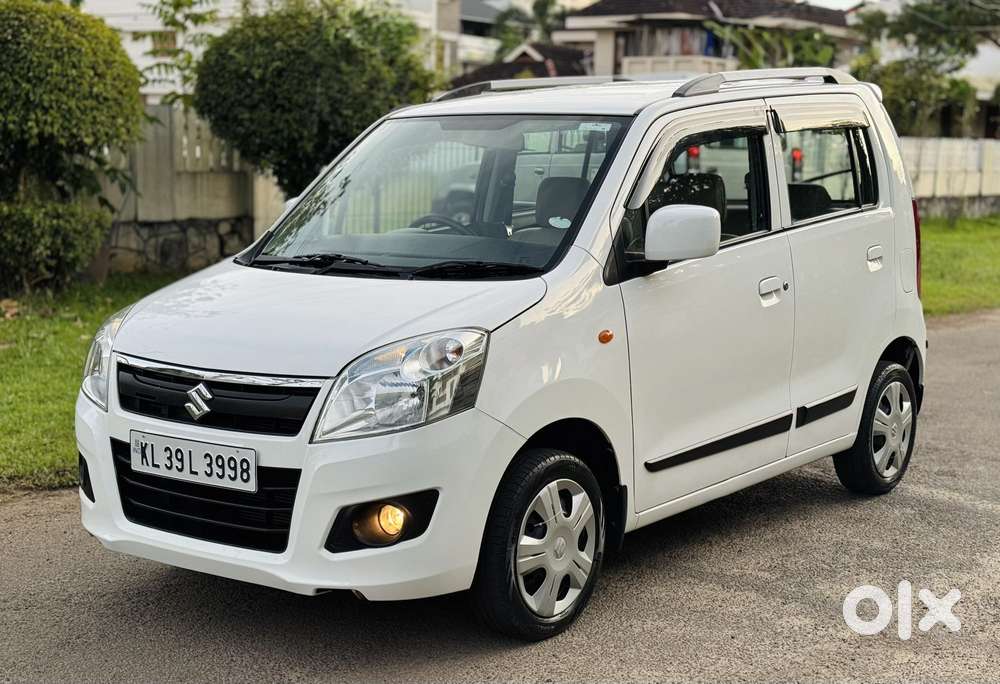 Maruti Suzuki Wagon R 1.0 Vxi Amt, 2017, Petrol