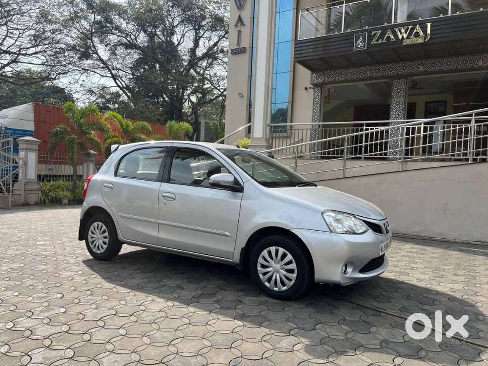 Toyota Etios Liva 2014-2016 V, 2016, Petrol
