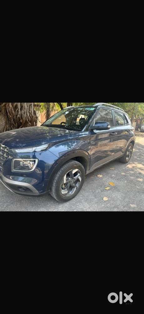 Hyundai Venue 2019 Petrol Well Maintained