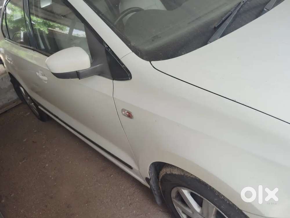 Volkswagen Vento 1.6 2011 Petrol Highline