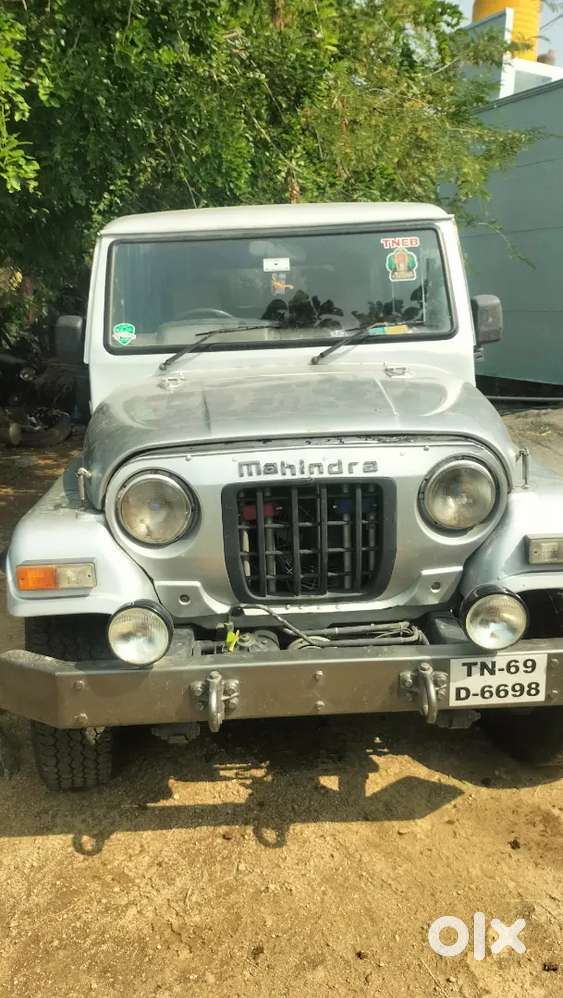 Mahindra Bolero Neo Plus 1999