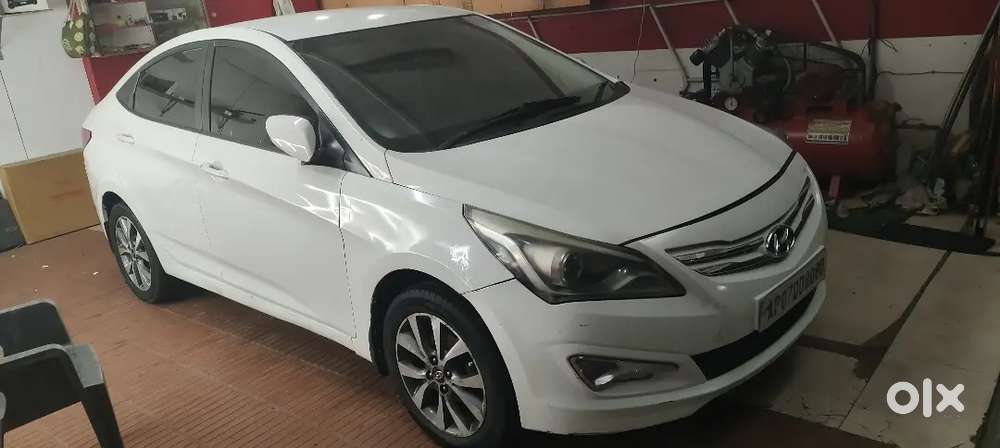 Hyundai Verna 1.6 Crdi 2016 Car